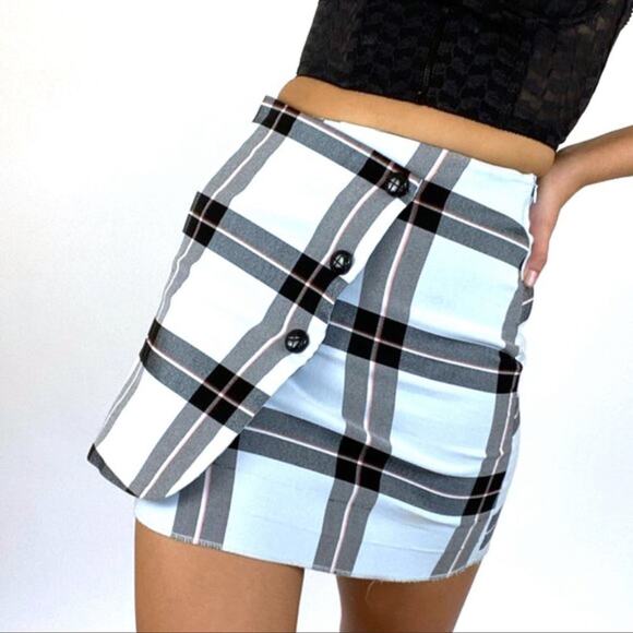 Urban Outfitters School Girl Light Blue Plaid Academia Skirt Size Medium - Picture 2 of 10